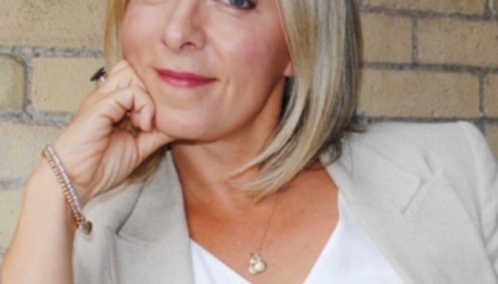 2_Andrea Cook v2